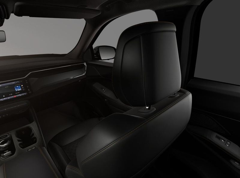 New 2026 Jeep Cherokee Overland 4x4Image 7