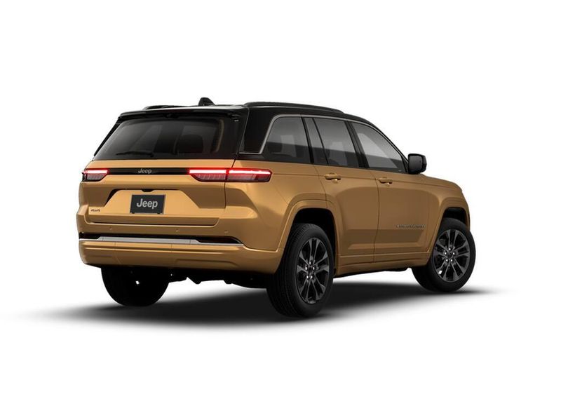 New 2026 Jeep Grand Cherokee Limited Reserve 4x4Image 2