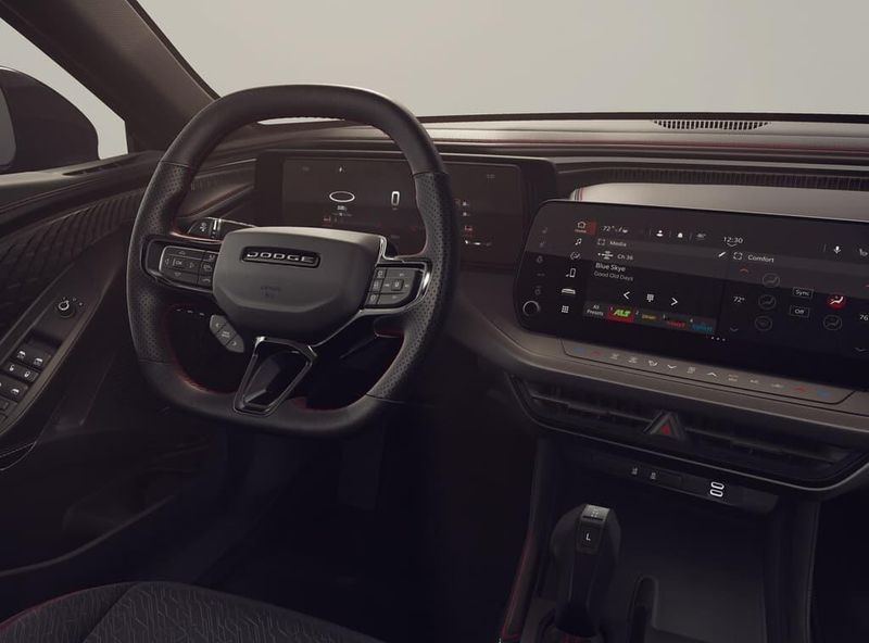 New 2026 Dodge Charger Scat Pack 4-door AwdImage 9