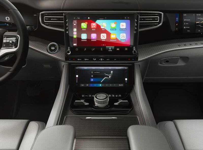 2026 Jeep Grand Grand Wagoneer Wagoneer Summit Obsidian 4x4Image 5