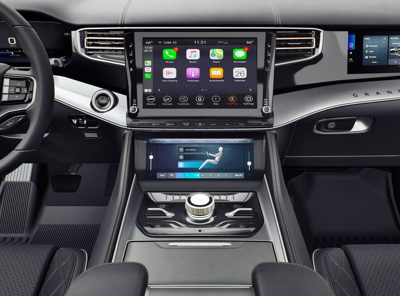 2027 Jeep Grand Wagoneer Summit Reserve 4x4