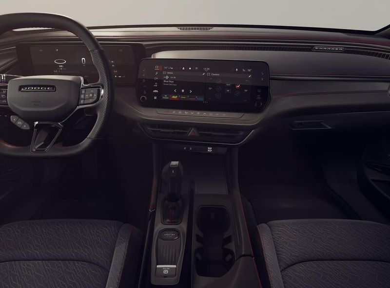 New 2026 Dodge Charger Scat Pack 4-door AwdImage 6