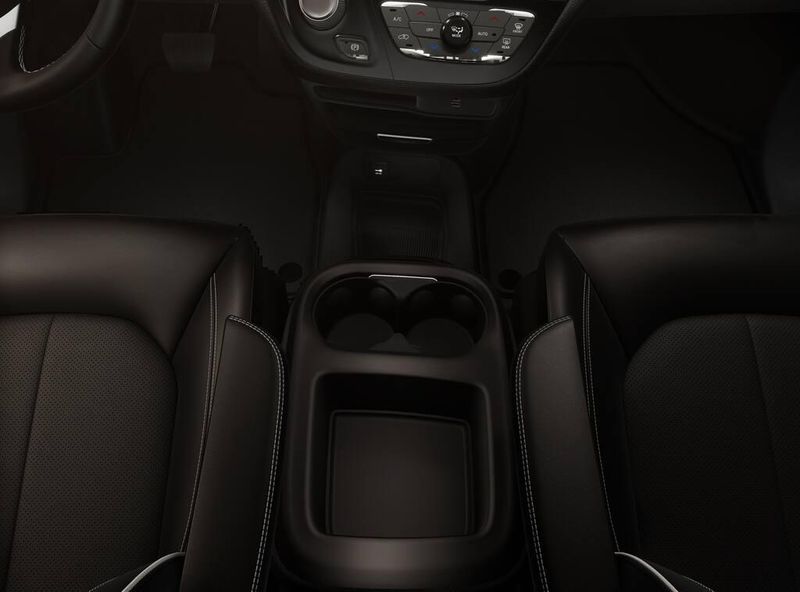 New 2026 Chrysler Pacifica SelectImage 4