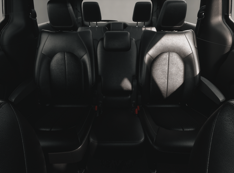 New 2027 Chrysler Pacifica SelectImage 3