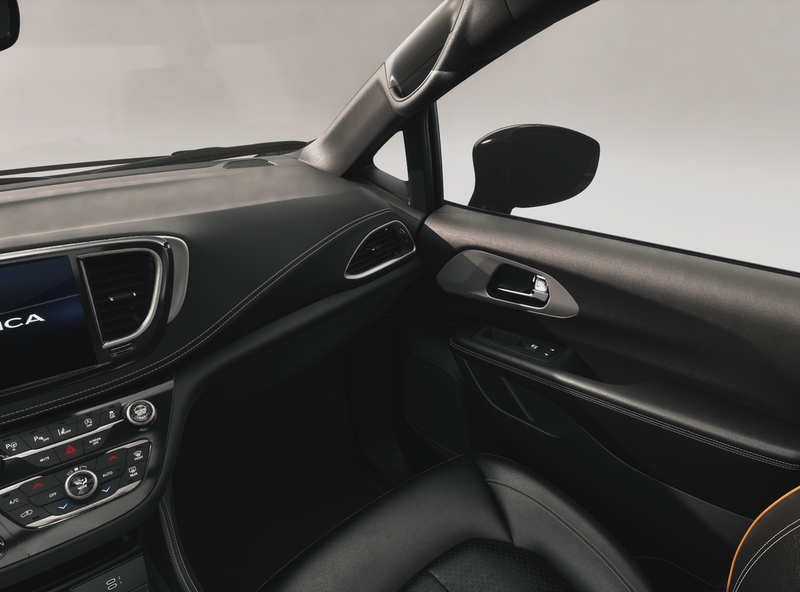 New 2027 Chrysler Pacifica LimitedImage 7