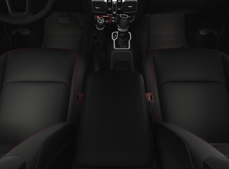 New 2025 Jeep Wrangler 4-door RubiconImage 4