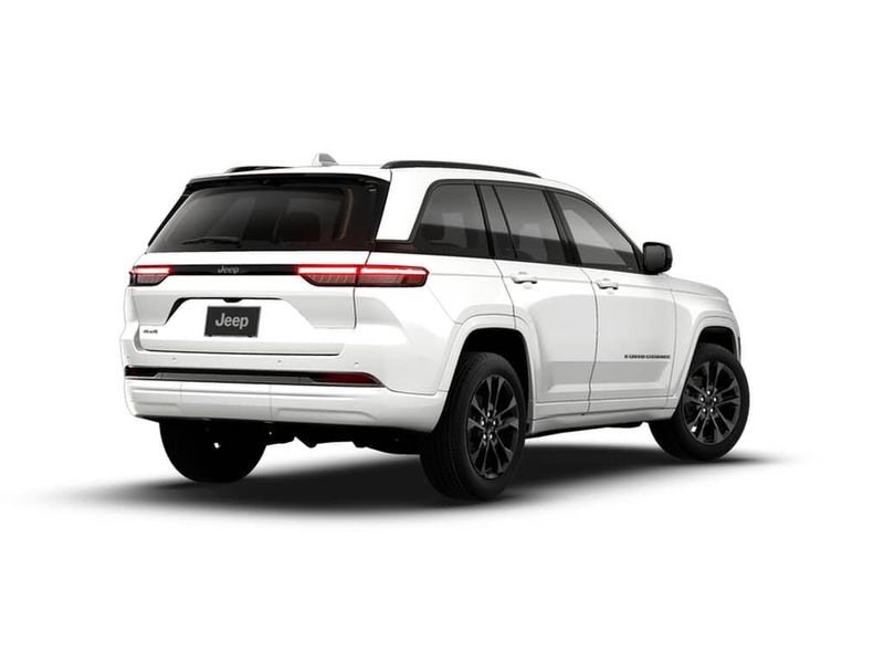 New 2026 Jeep Grand Cherokee Limited Reserve 4x4Image 2