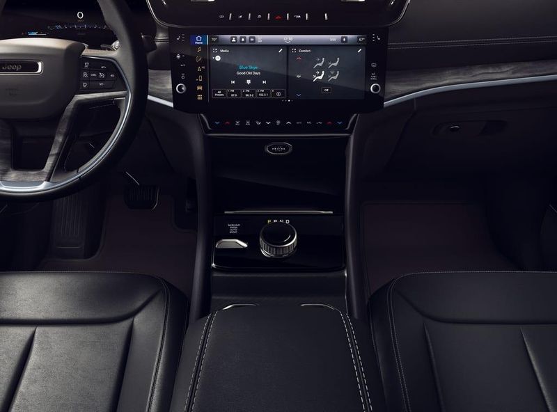 New 2026 Jeep Grand Cherokee Limited 4x4
