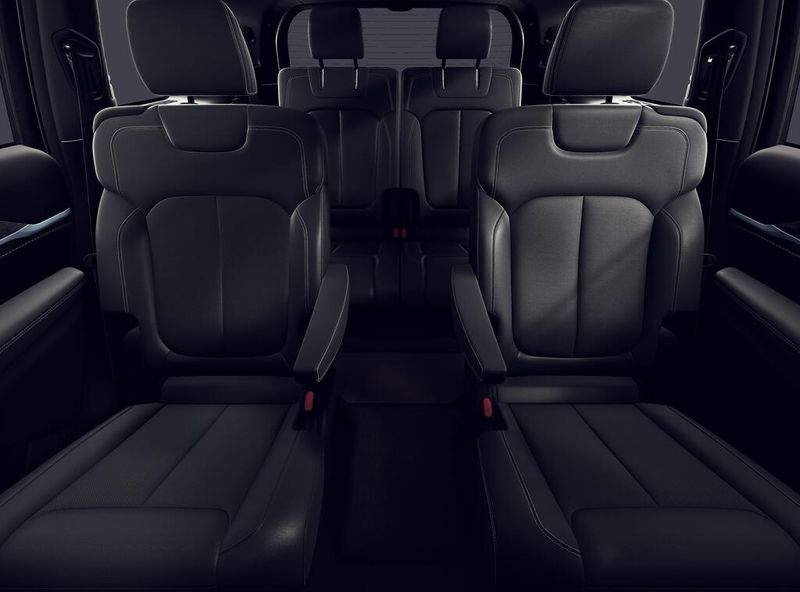 New 2026 Jeep Grand Cherokee L Limited Reserve 4x4