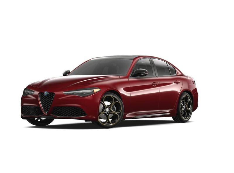 New 2025 Alfa Romeo Giulia Intensa AwdImage 1