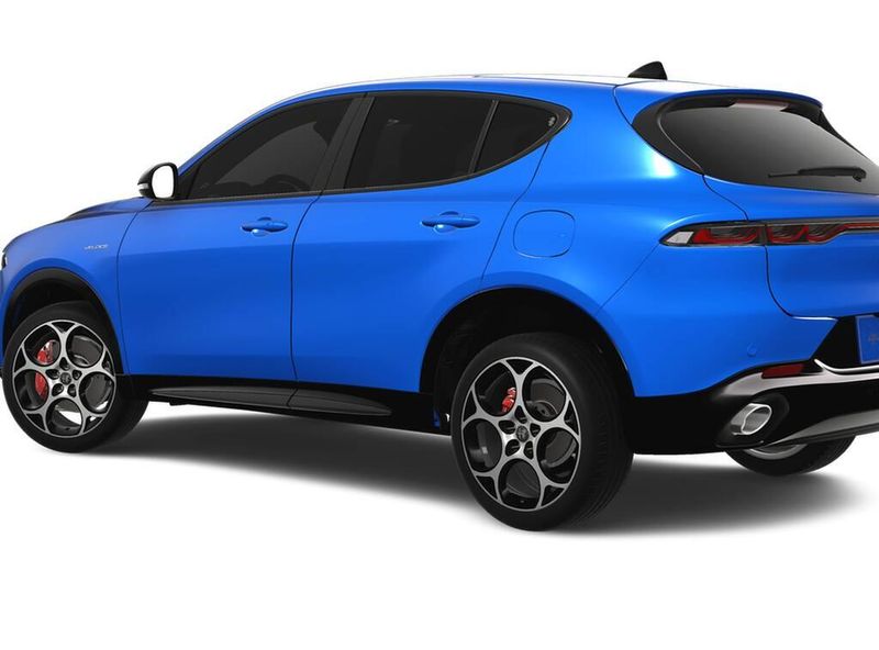 2024 Alfa Romeo Tonale Veloce EawdImage 2