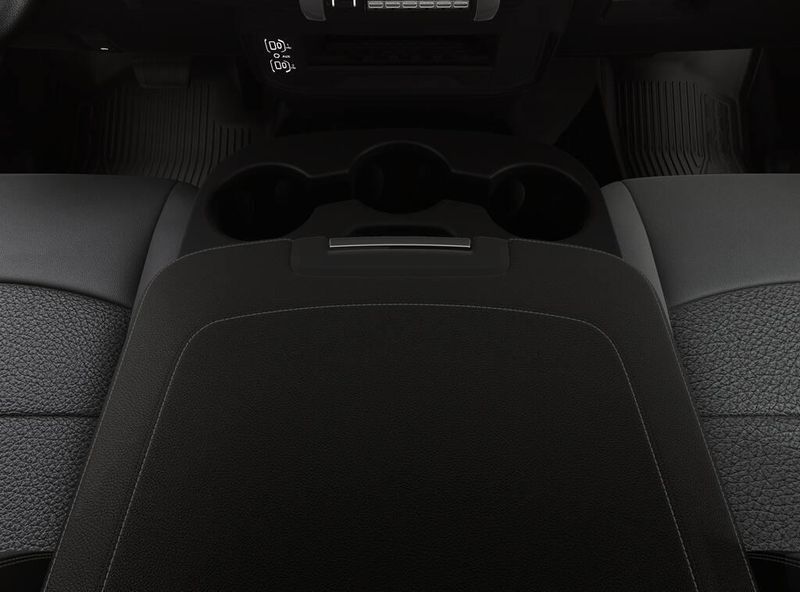 New 2026 RAM 4500 Tradesman Chassis Crew Cab 4x4 60' Ca