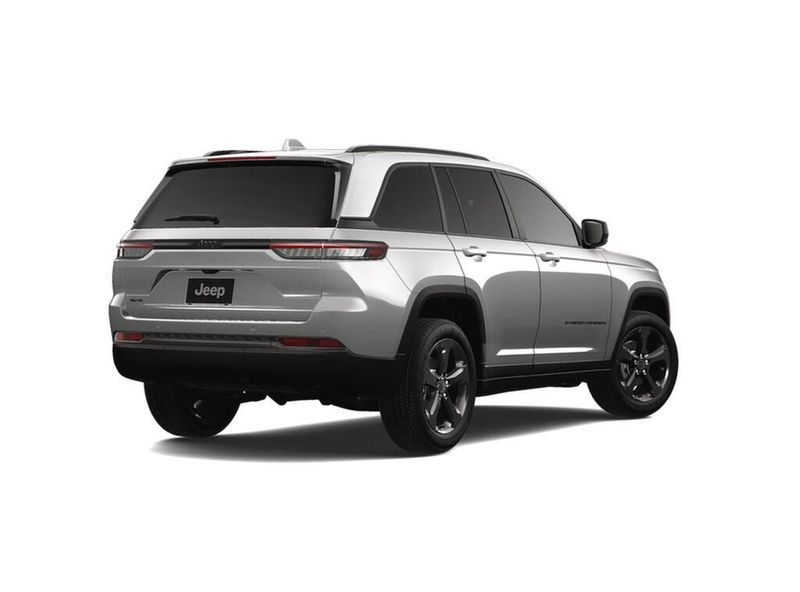 New 2025 Jeep Grand Cherokee Altitude X 4x4