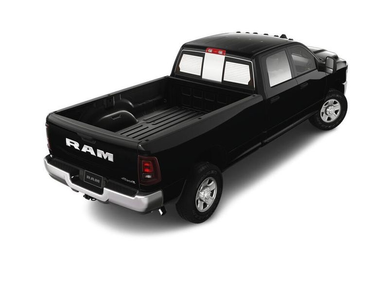 2025 RAM 2500 Tradesman Crew Cab 4x4 8