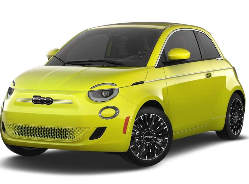 New 2025 Fiat 500e IconaImage 1