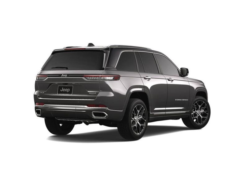 New 2025 Jeep Grand Cherokee Summit Reserve 4x4Image 2