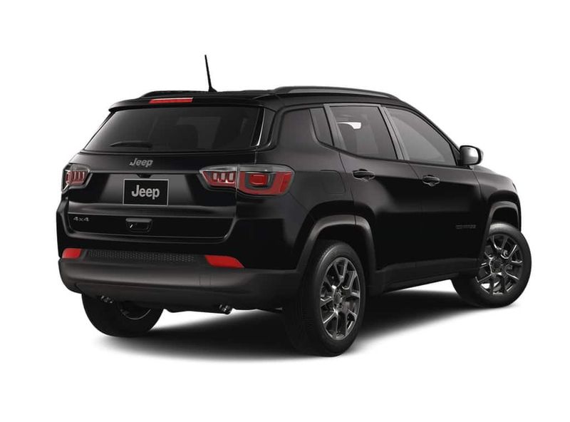 New 2026 Jeep Compass Latitude Altitude 4x4Image 2