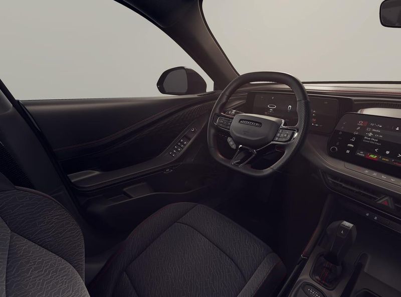 New 2026 Dodge Charger Scat Pack 4-door AwdImage 8