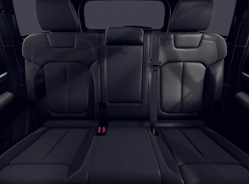 New 2026 Jeep Grand Cherokee Limited Reserve 4x4Image 3