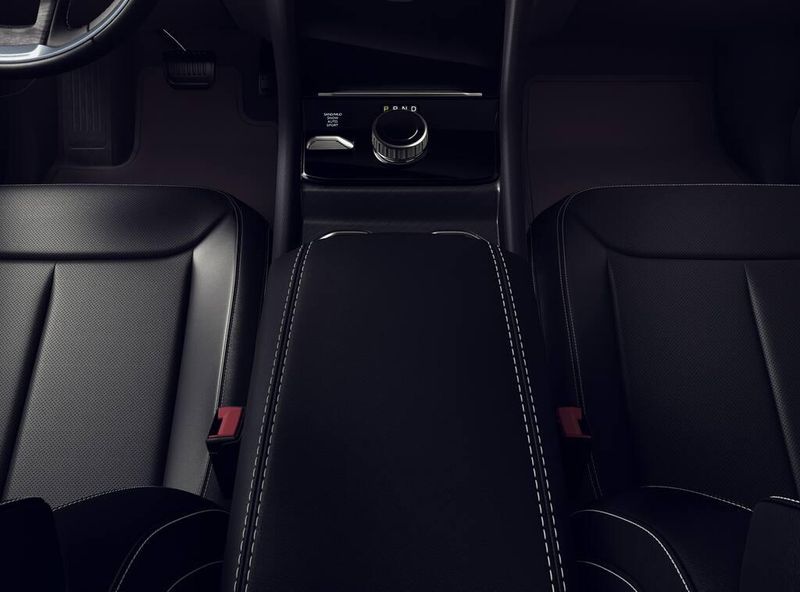 New 2026 Jeep Grand Cherokee L Limited Reserve 4x4