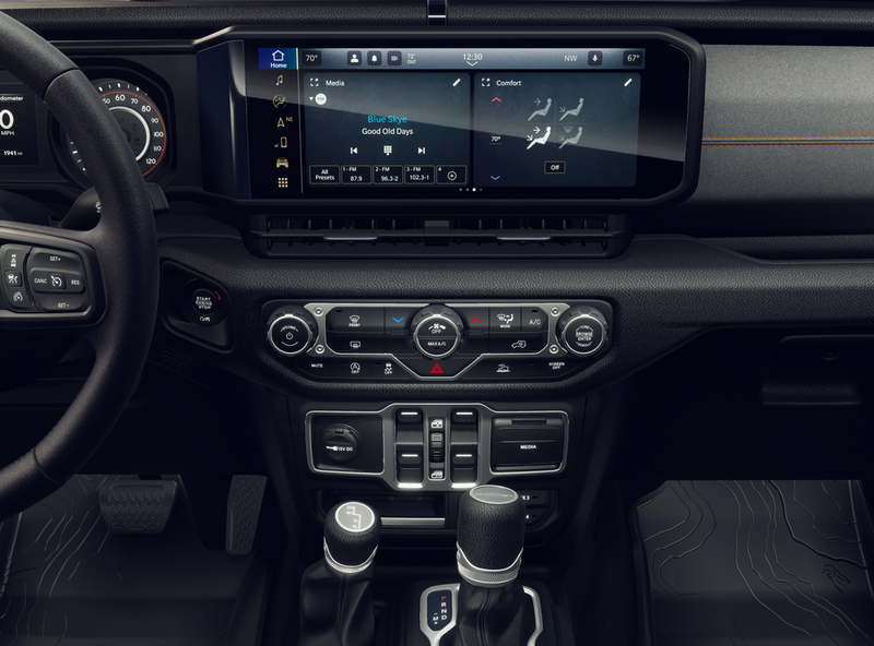 2026 Jeep Gladiator Sport S photo 3