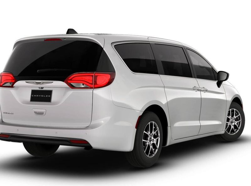 2026 Chrysler Voyager LX photo 2