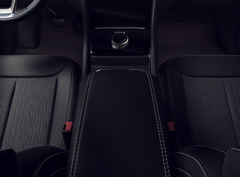 New 2026 Jeep Grand Cherokee Laredo X 4x4Image 4