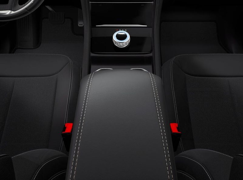 New 2027 Jeep Grand Cherokee Laredo 4x2Image 4