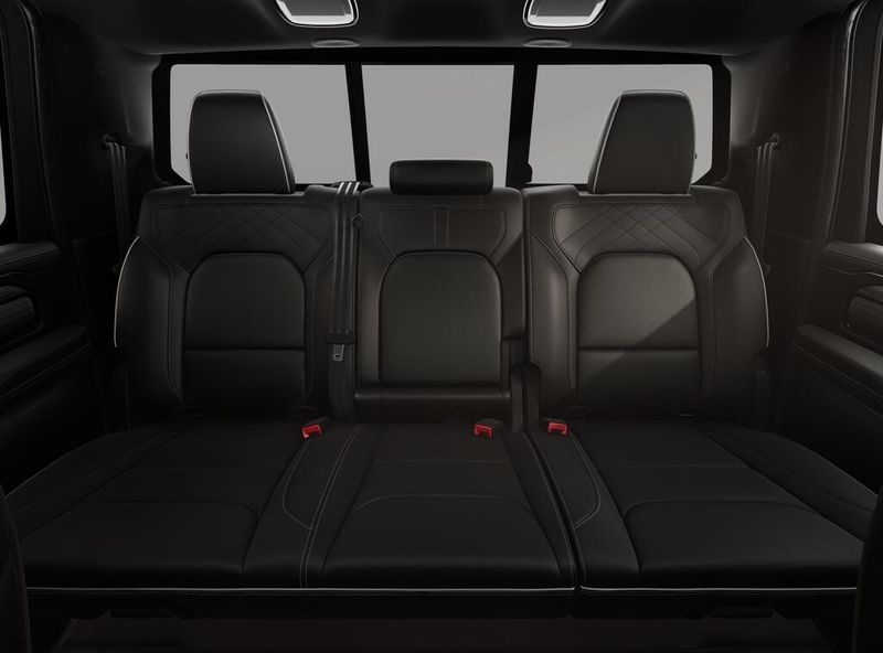 New 2026 RAM 1500 Limited Crew Cab 4x4 5'7' Box