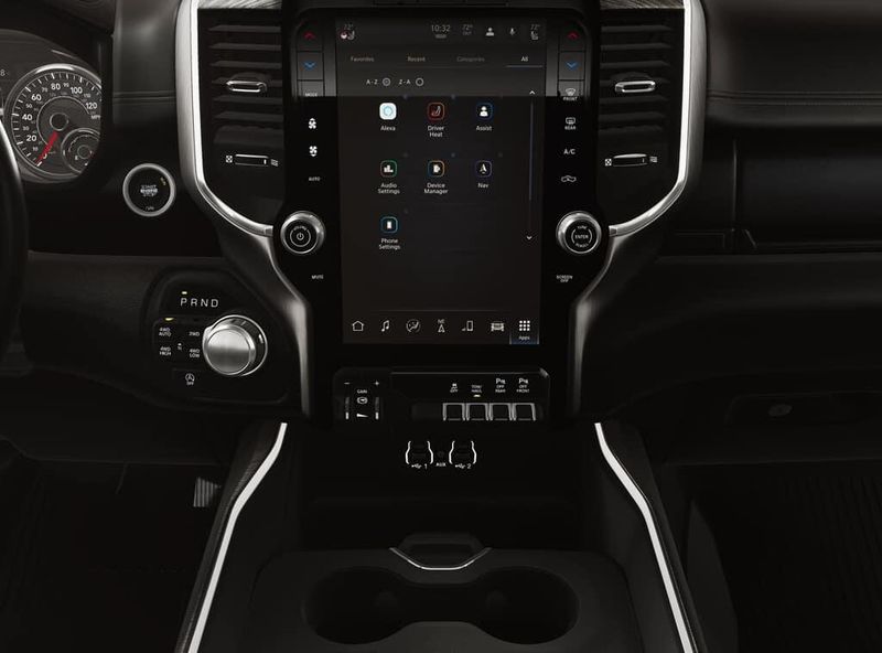 2026 Ram 1500 Laramie photo 4