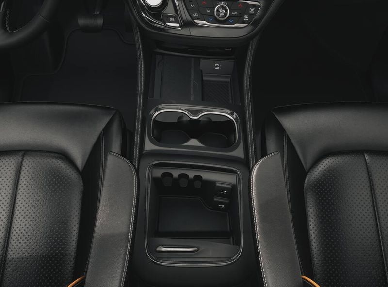 New 2027 Chrysler Pacifica Limited