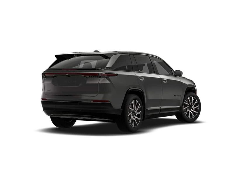 2025 Jeep Wagoneer S Wagoneer S LimitedImage 2