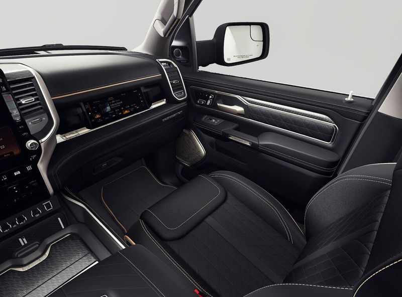 New 2027 RAM 1500 Tungsten Crew Cab 4x4 5