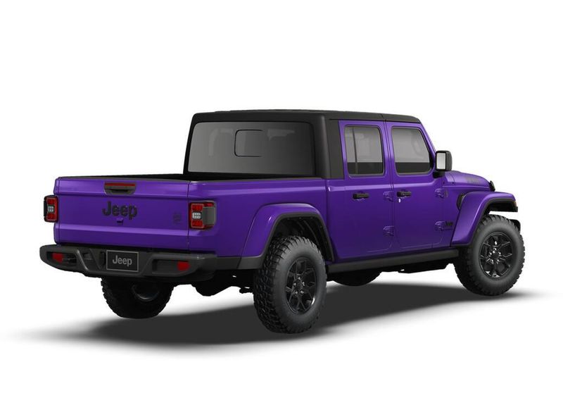 2026 Jeep Gladiator Willys photo 2