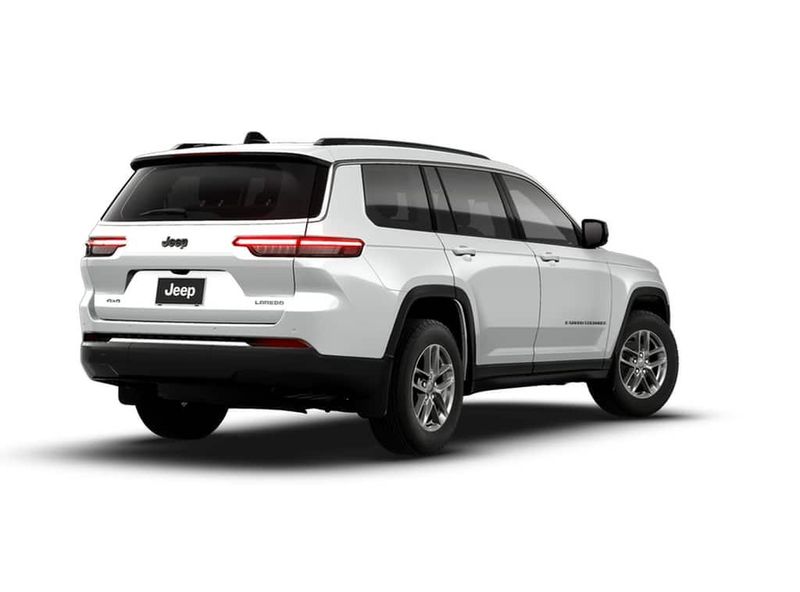 New 2026 Jeep Grand Cherokee L Laredo X 4x4Image 2