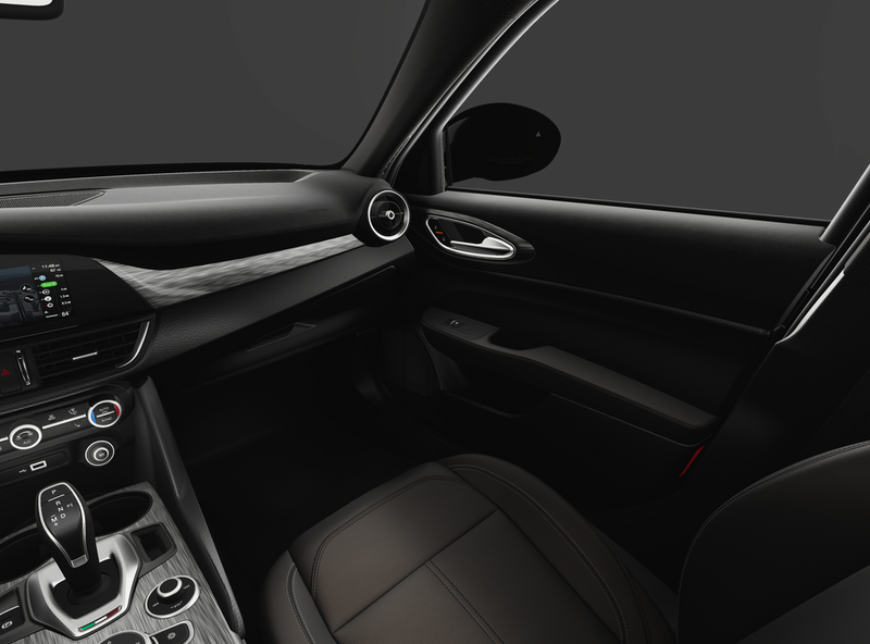 New 2025 Alfa Romeo Giulia AwdImage 7