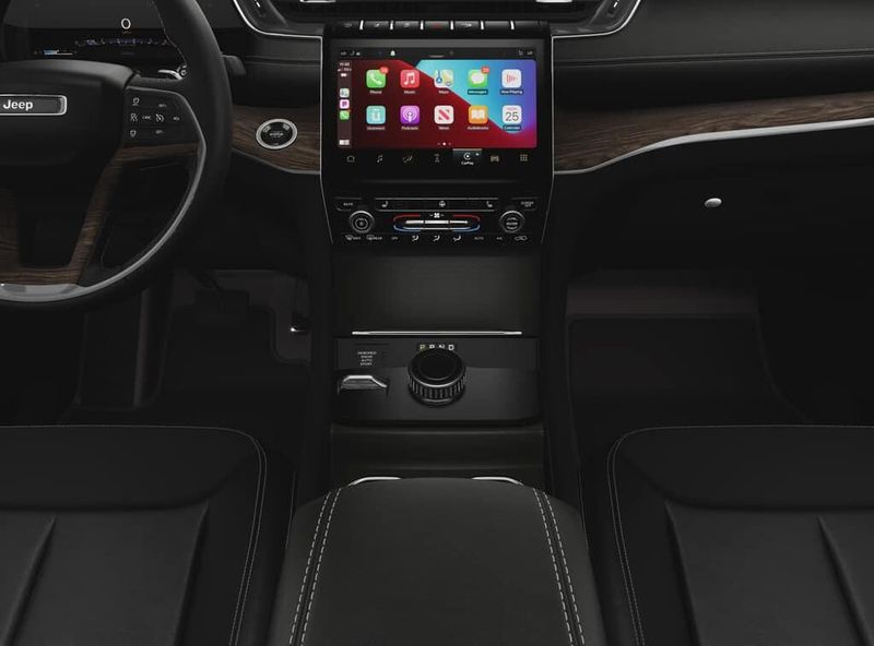 2025 Jeep Grand Cherokee L LIMITED 4X4Image 5