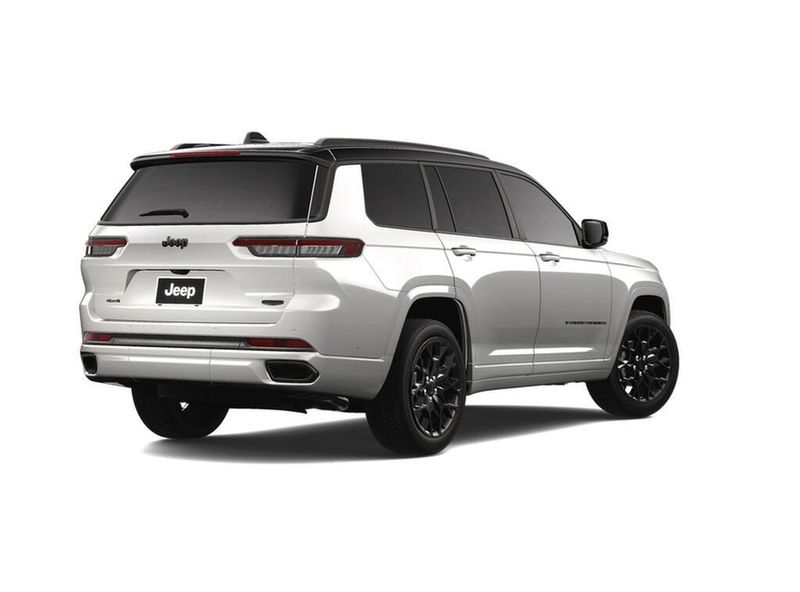 New 2025 Jeep Grand Cherokee L Summit 4x4