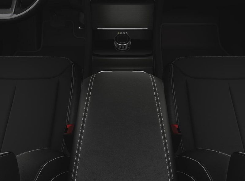 New 2025 Jeep Grand Cherokee Altitude X 4x4Image 4