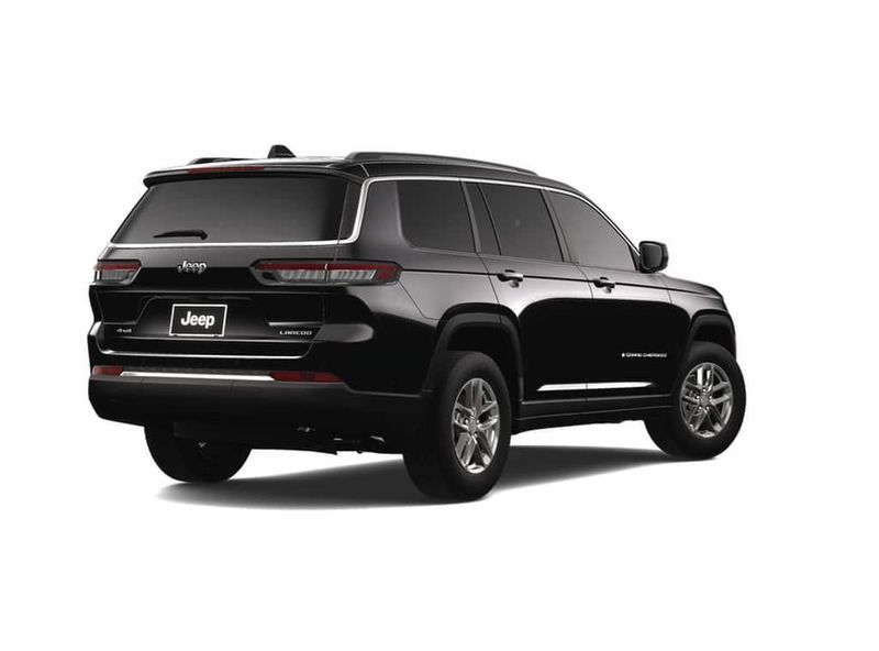 2025 Jeep Grand Cherokee L Laredo X 4x4Image 2