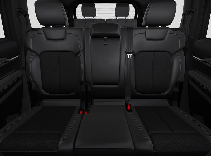 New 2027 Jeep Grand Cherokee L Laredo Altitude 4x4Image 3