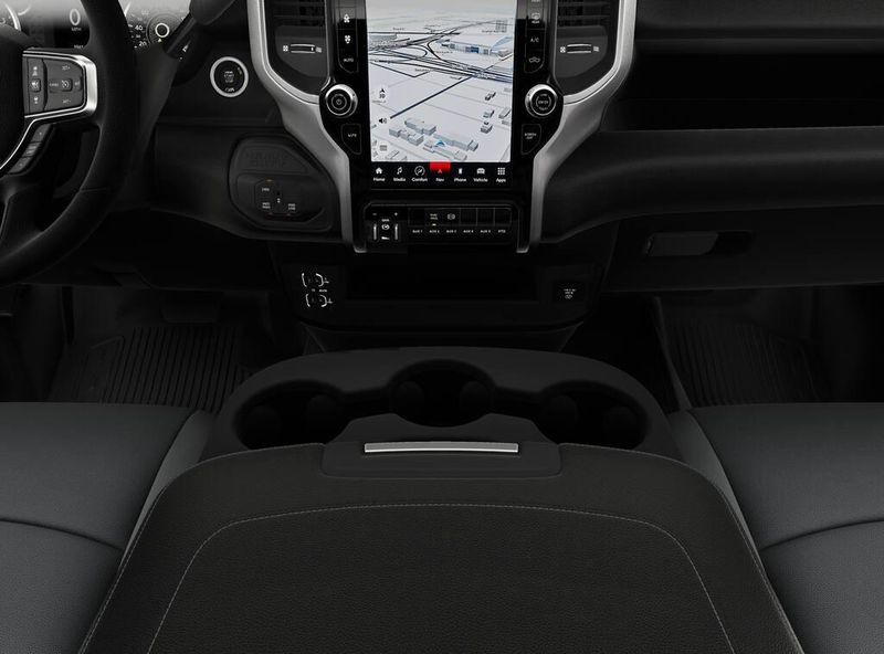 2025 Ram 3500 Tradesman photo 4