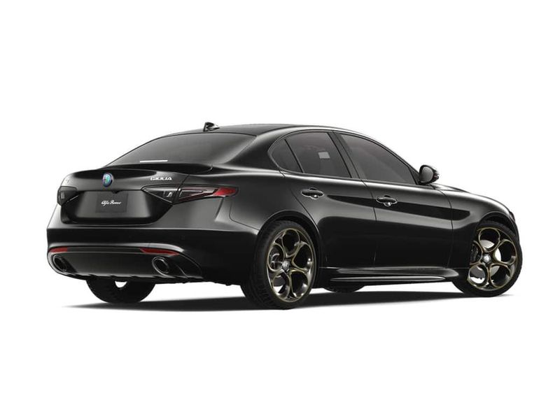 2025 Alfa Romeo Giulia Intensa RwdImage 2