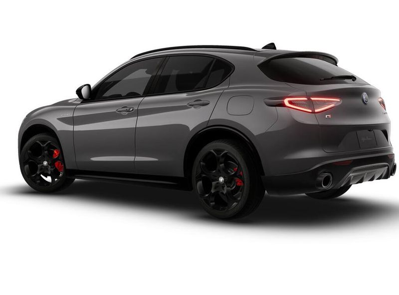 New 2026 Alfa Romeo Stelvio AwdImage 2