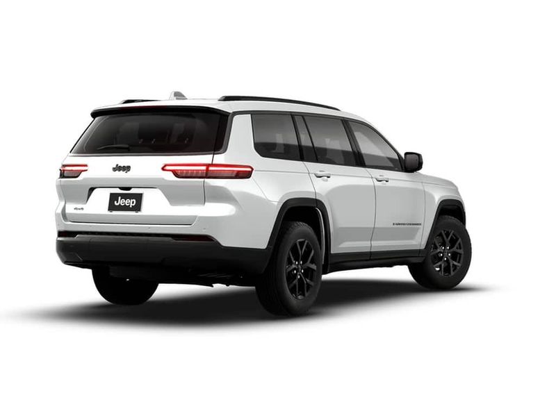 New 2026 Jeep Grand Cherokee L Laredo Altitude 4x4