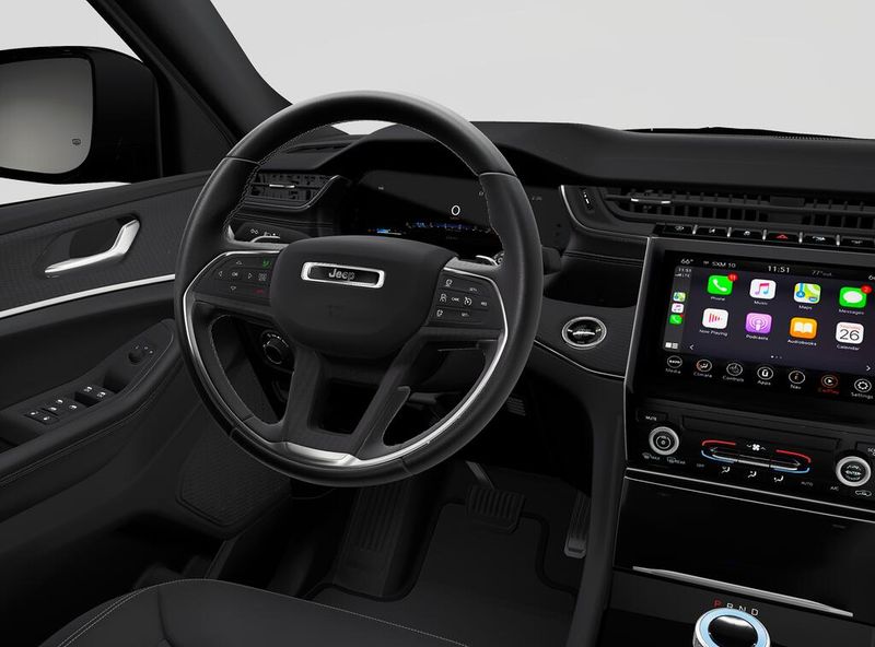 New 2027 Jeep Grand Cherokee Laredo 4x2Image 9
