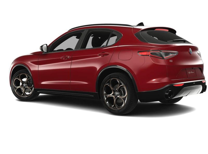 New 2025 Alfa Romeo Stelvio Intensa AwdImage 2