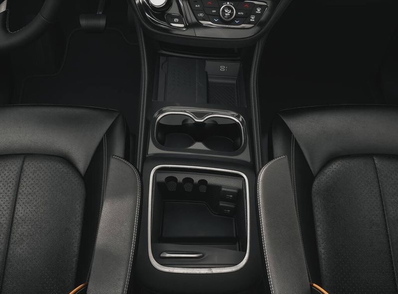 New 2027 Chrysler Pacifica LimitedImage 4