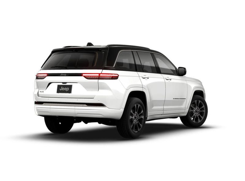 New 2026 Jeep Grand Cherokee Limited Reserve 4x4Image 2