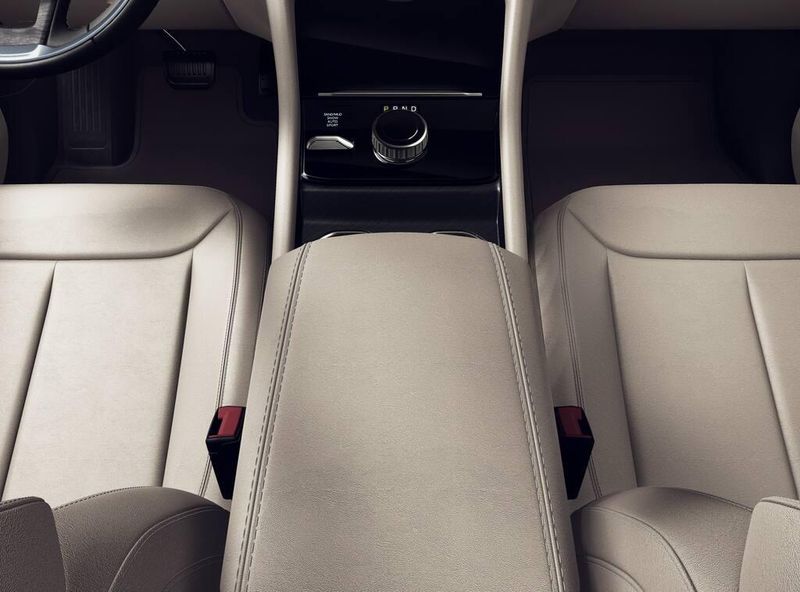 New 2026 Jeep Grand Cherokee Limited 4x4Image 4